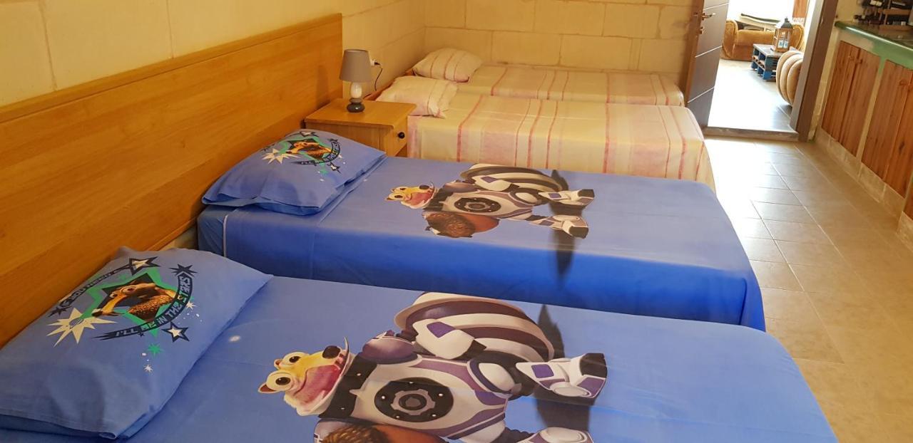Auberge De Provence Pensionat Siggiewi Exteriör bild
