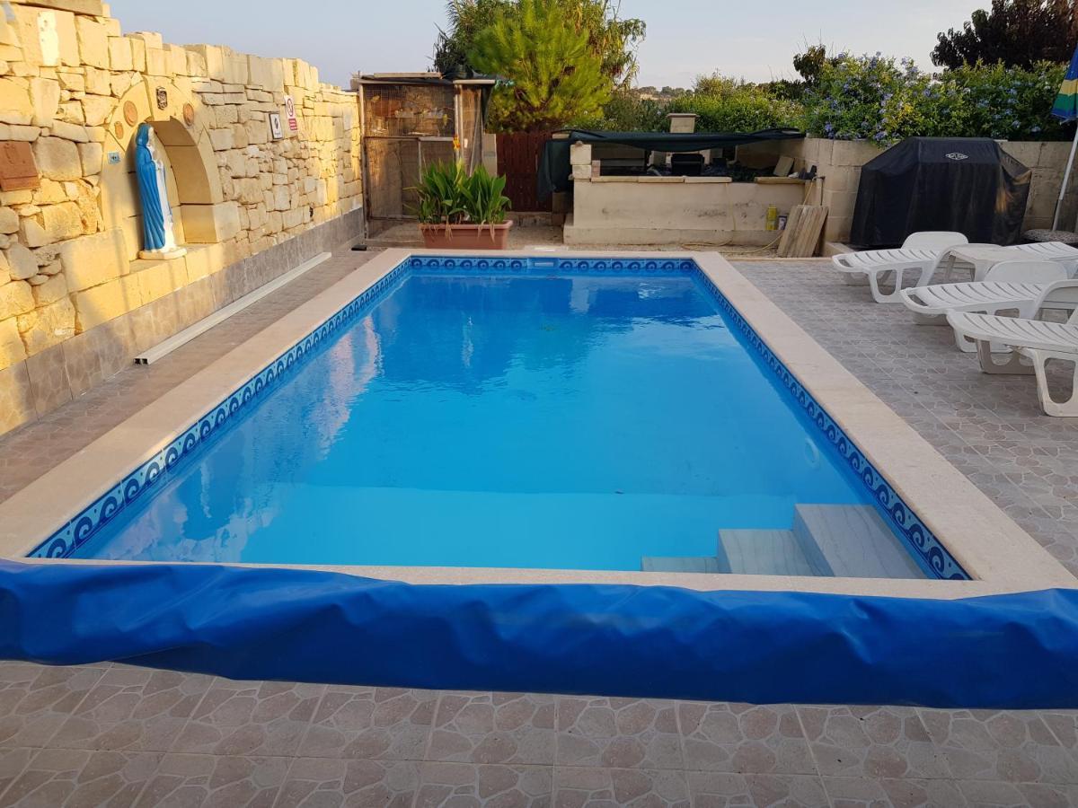 Auberge De Provence Pensionat Siggiewi Exteriör bild