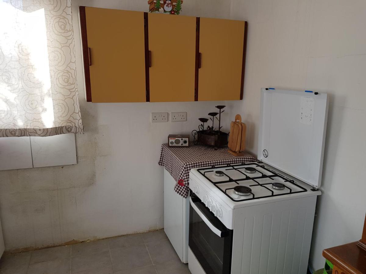Auberge De Provence Pensionat Siggiewi Exteriör bild